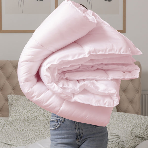 Couette chaude couleur 450 gr/m² - 100% Microfibre - Oeko Tex® - À partir de 10,00€ H.T /pc