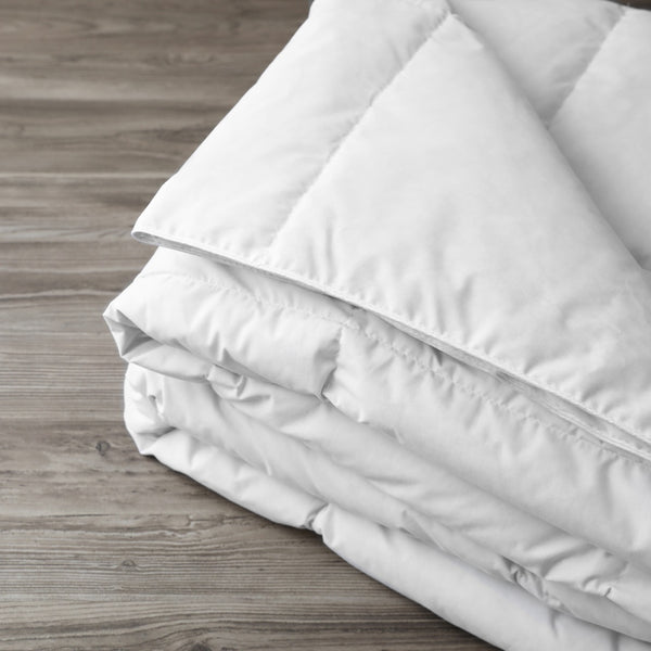 Couette chaude couleur 450 gr/m² - 100% Microfibre - Oeko Tex® - À partir de 10,00€ H.T /pc